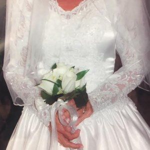 Wedding Dress (Gently used)